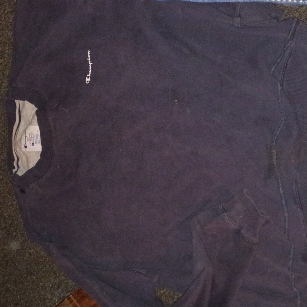 Men's Size Large Champion Dark Blue Crewneck Sweatshirt